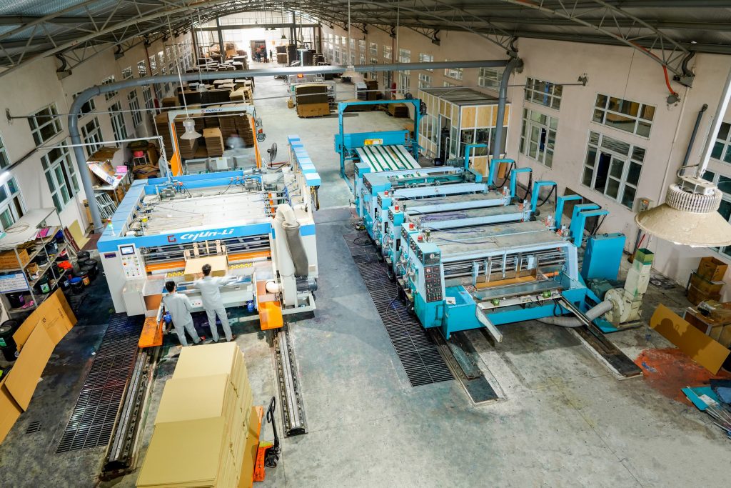 Nhà máy sản xuất thùng carton với công suất lớn